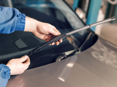 Windshield and Lights Service